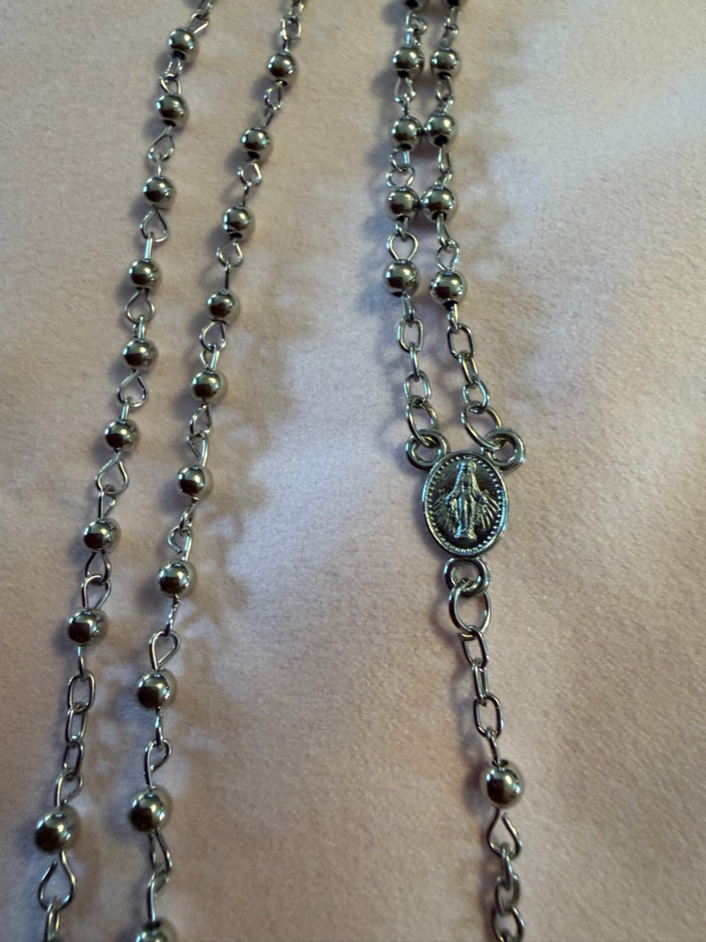 Source Unknown NWOT Silver-Tone Rosary Ball Link Necklace 32” - Picture 3 of 4